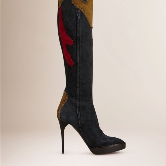 Authentic Burberry boots limited edition - Picture 1 of 3